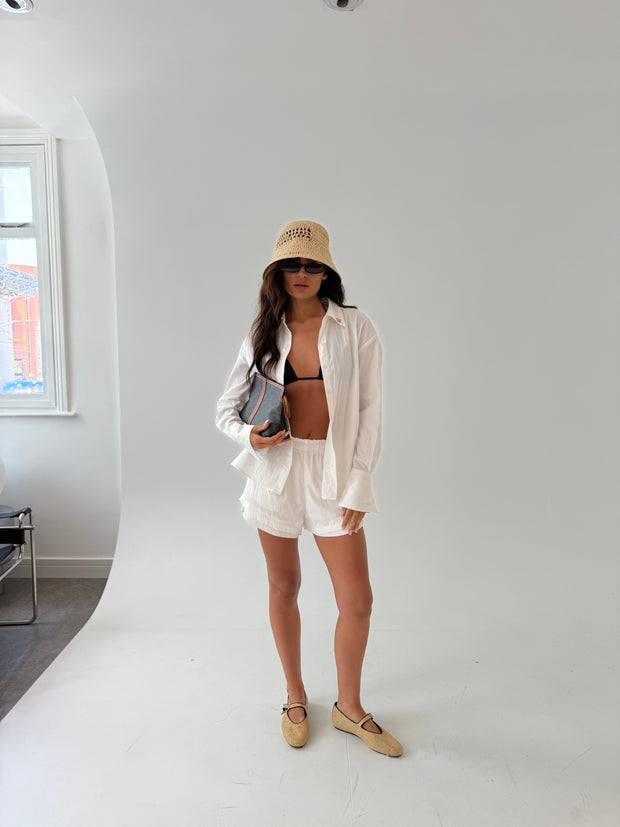 White two-piece set